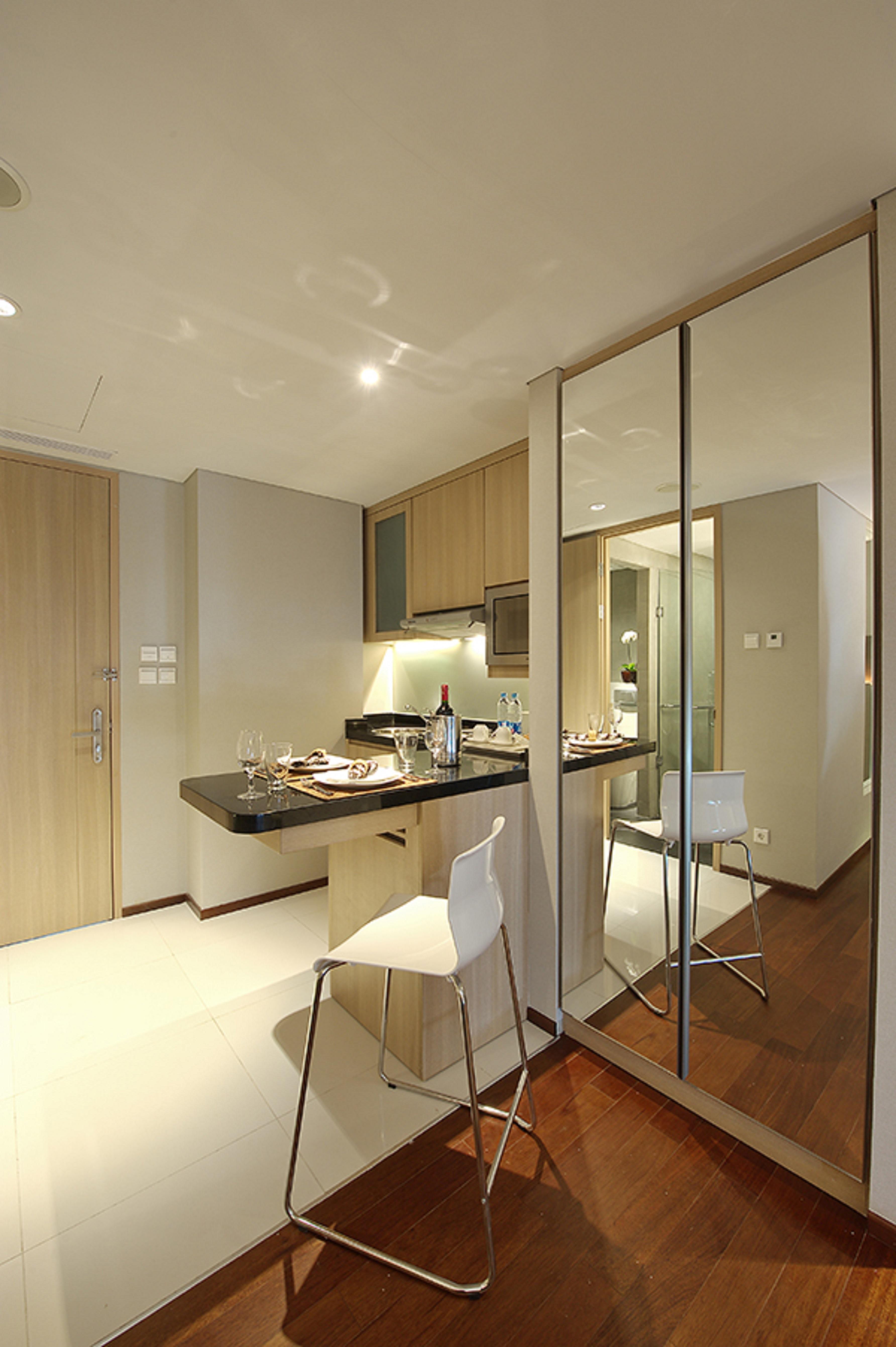Ra Premiere Simatupang Hotel Cilandak  Exterior photo